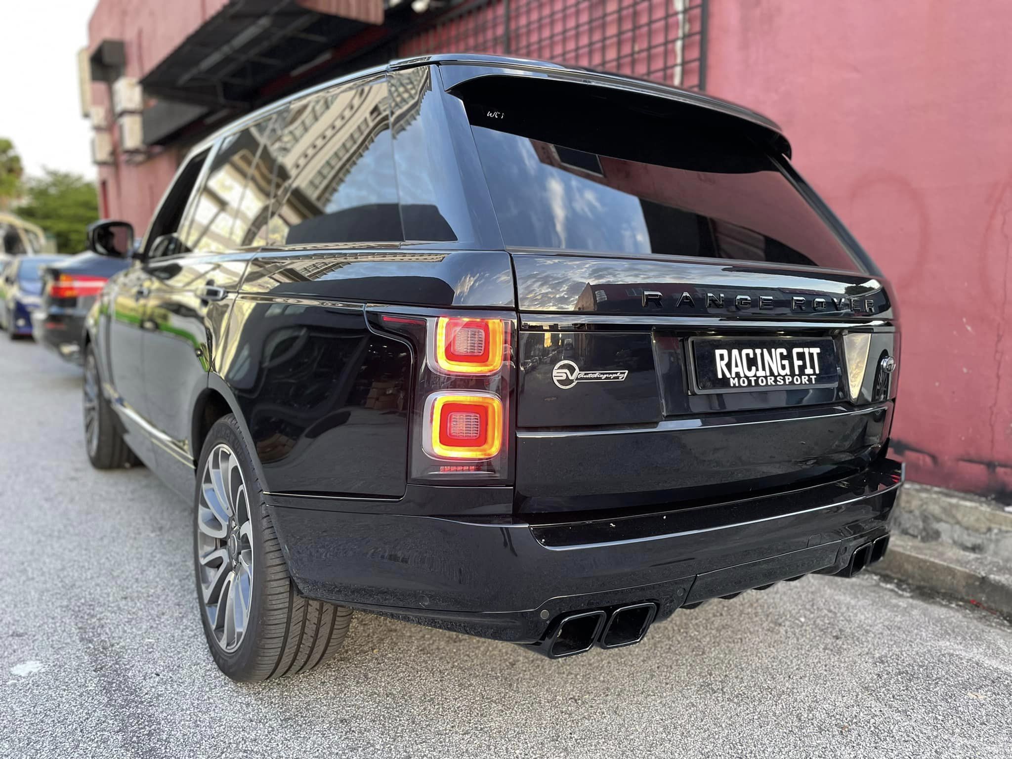 VOGUE RANGE ROVER VOGUE FACELIFT SVO BODYKIT CONVERSION